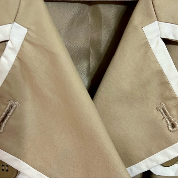 Liz Claiborne‎ Size Large Khaki With White Trim Lined Rain/Trench Jacket Buttons - Picture 5 of 14